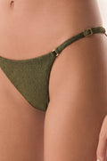 gid://shopify/Product/9676143100125