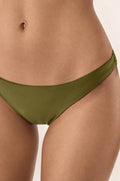 gid://shopify/Product/9676144607453