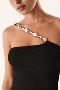 gid://shopify/Product/9676147130589