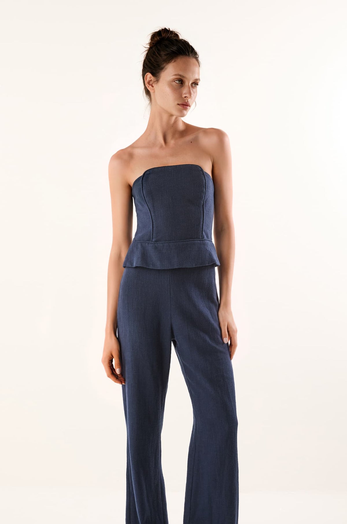 gid://shopify/Product/9676150538461