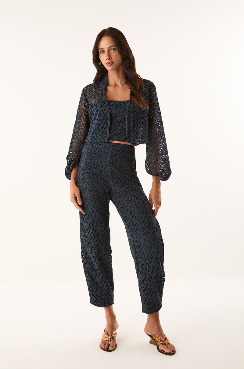 gid://shopify/Product/9676153323741