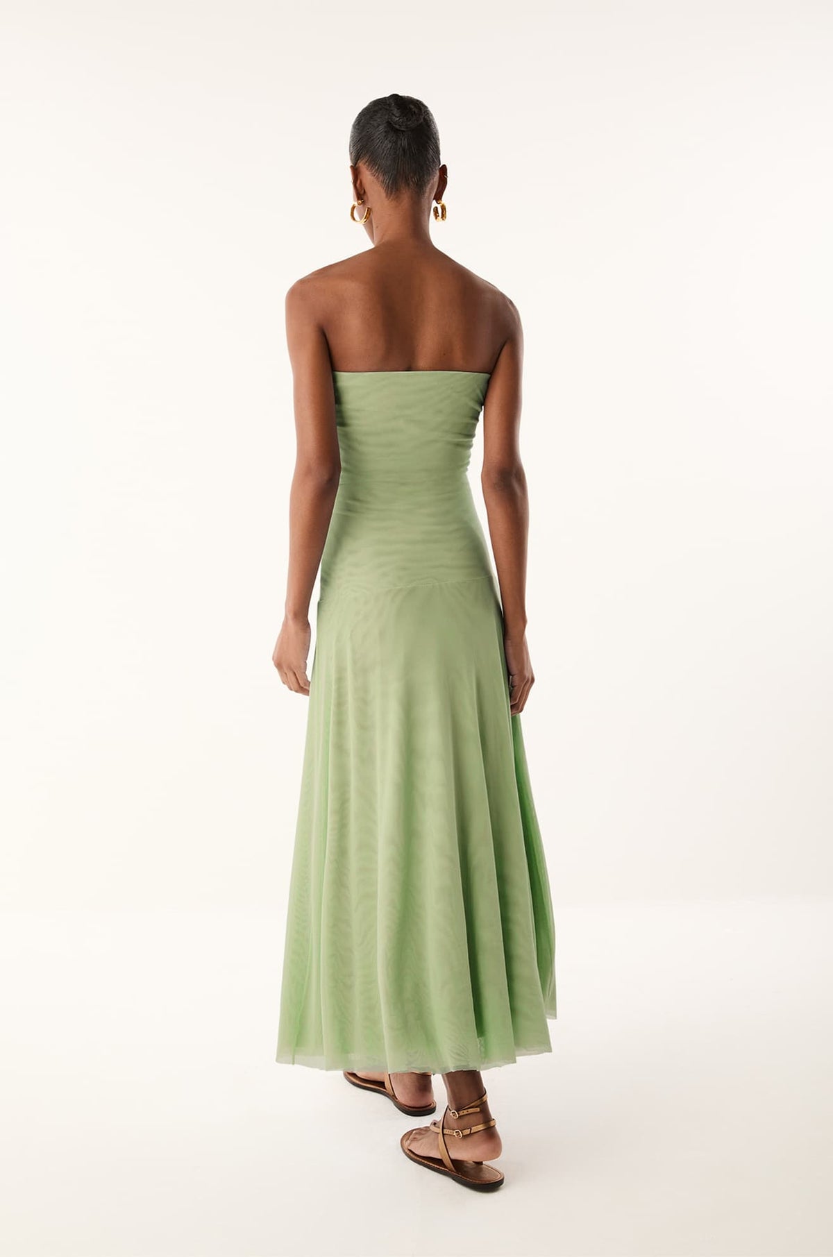 gid://shopify/Product/9676163645661