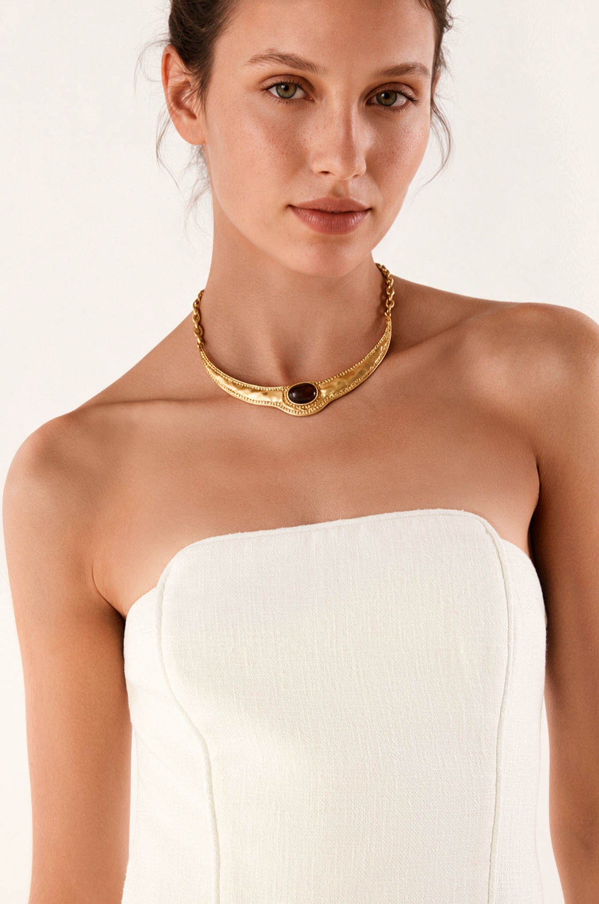 gid://shopify/Product/9676174196957