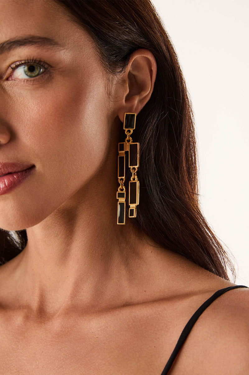 gid://shopify/Product/9676174721245