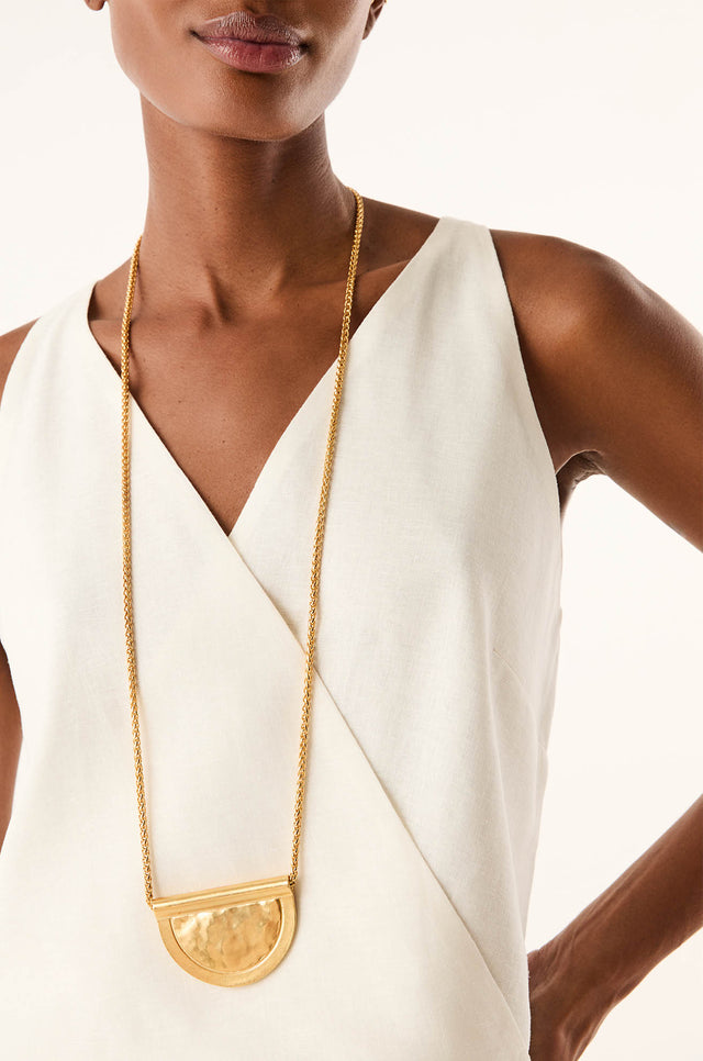 gid://shopify/Product/9676176687325
