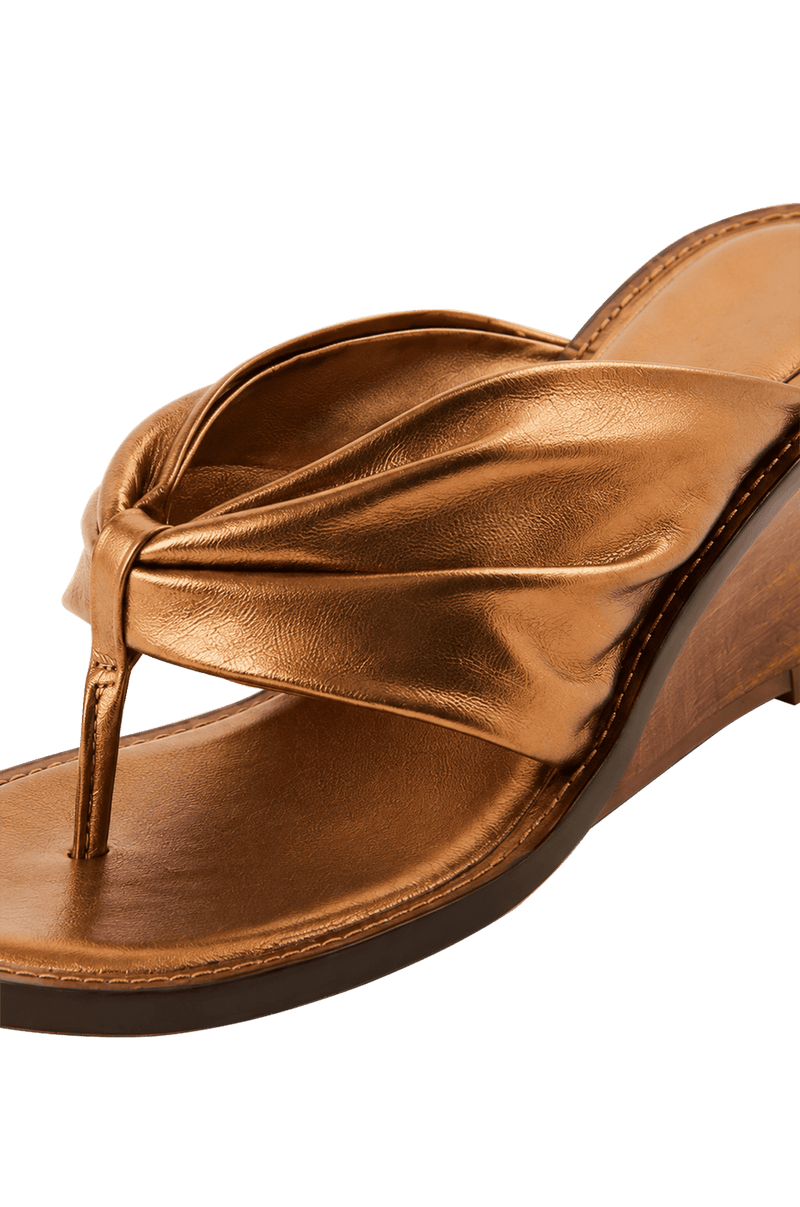 gid://shopify/Product/9676181536989