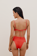 gid://shopify/Product/9592479678685