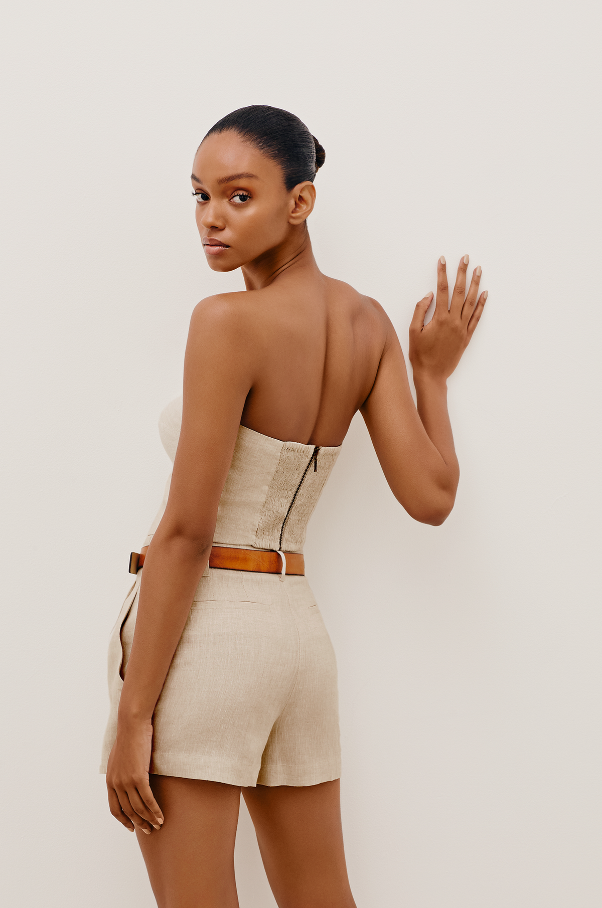 gid://shopify/Product/9595872379101