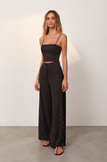 gid://shopify/Product/9595980185821