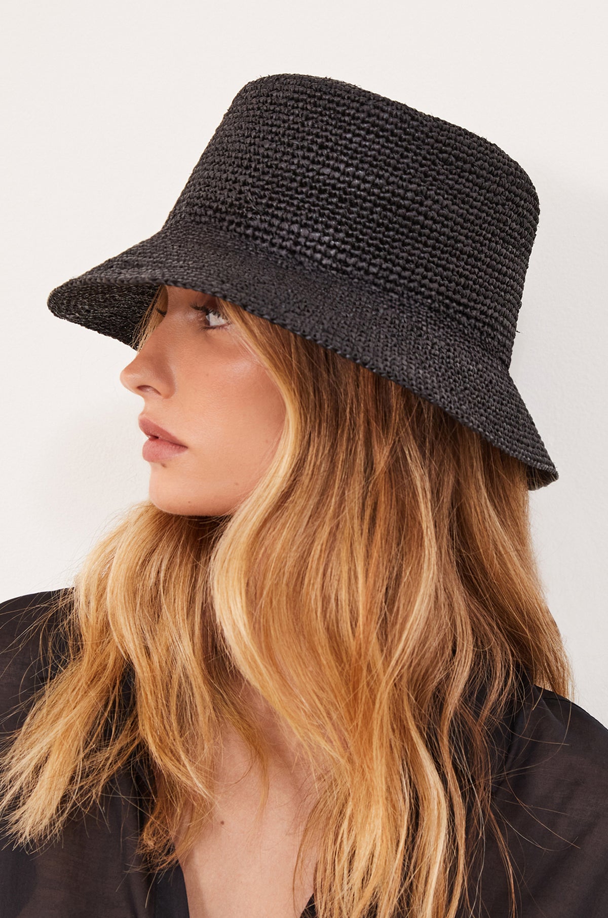 gid://shopify/Product/9595967242461