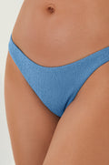 gid://shopify/Product/9596157788381