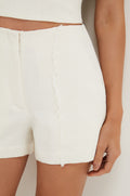 gid://shopify/Product/9596145172701