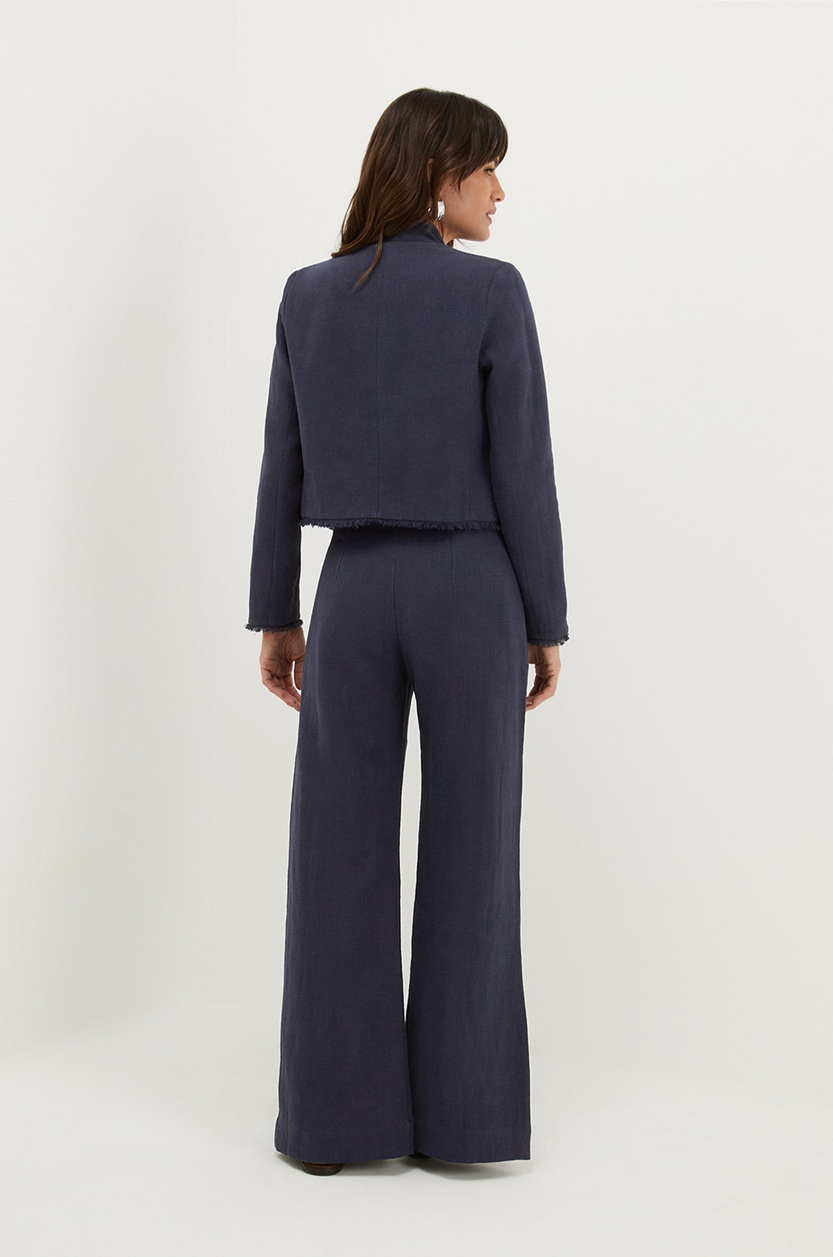 gid://shopify/Product/9596169912541