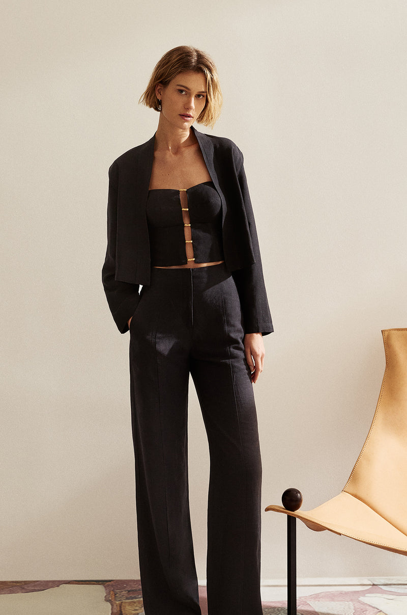 gid://shopify/Product/9596149727453
