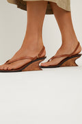 gid://shopify/Product/9596162834653